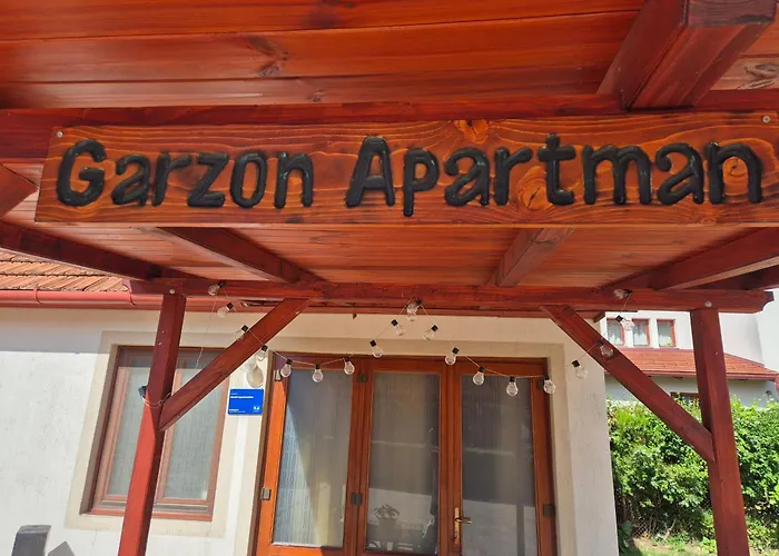 Sarreti Apartmanhaz