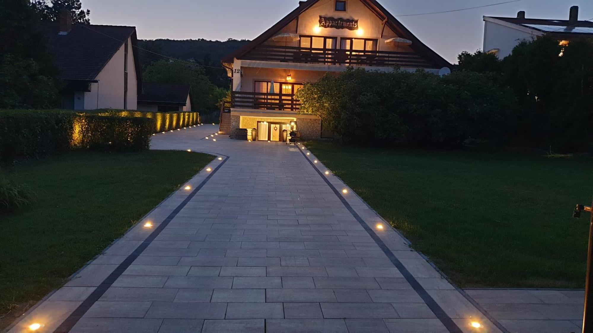 Appartement Sarreti Apartmanhaz